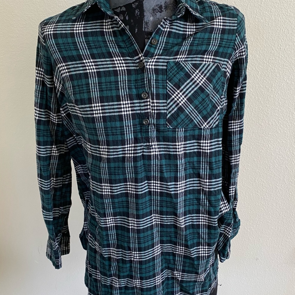 Isabel Maternity Green Flannel Top-Sz Small
